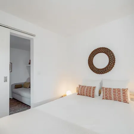 Oceanview Retreat With Hot Tub Fire Pit And Bbq 別荘 Casais da Azoia