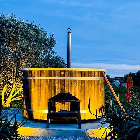 Oceanview Retreat With Hot Tub Fire Pit And Bbq 別荘